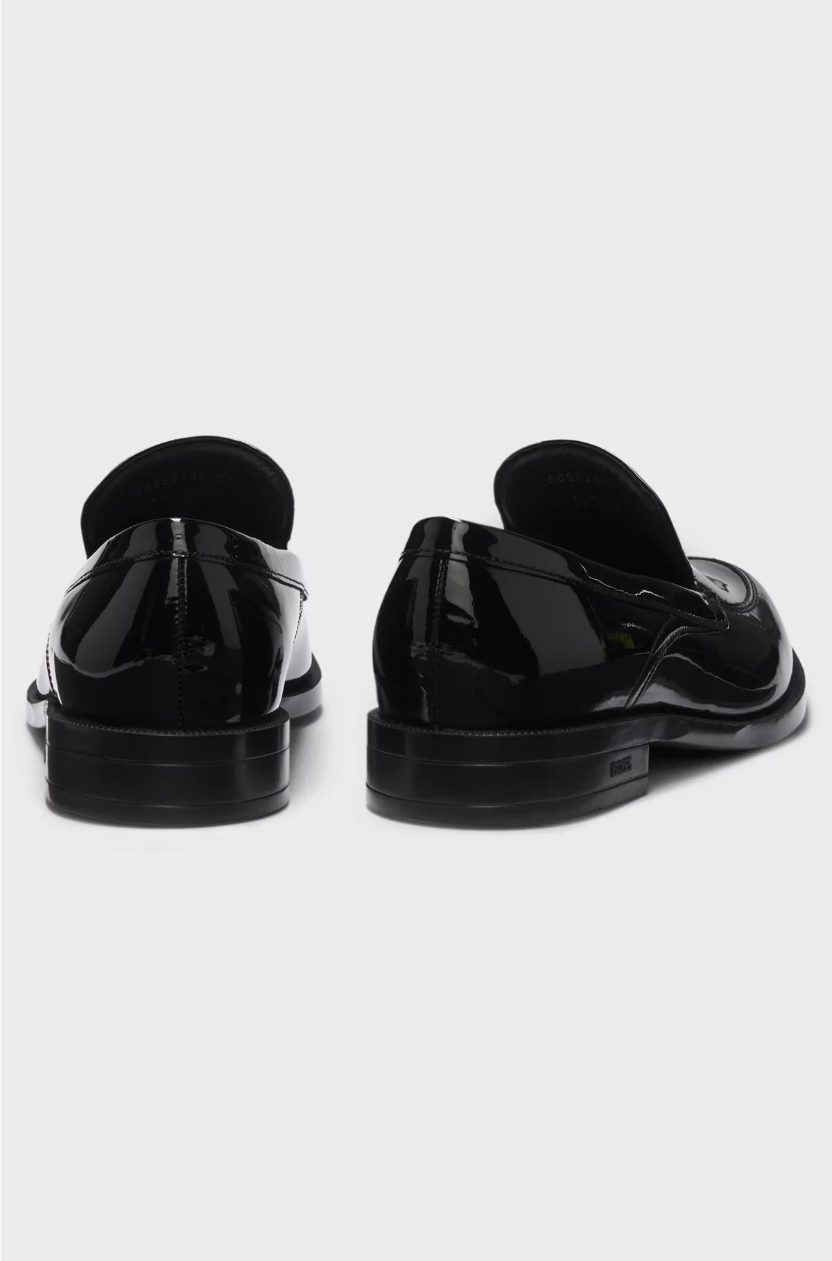 LOAFERS IN PATENT LEATHER