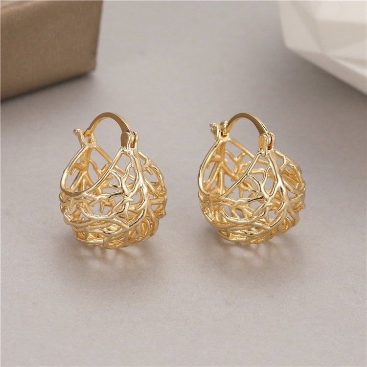 🔥Fashion Cutout Earrings 💕