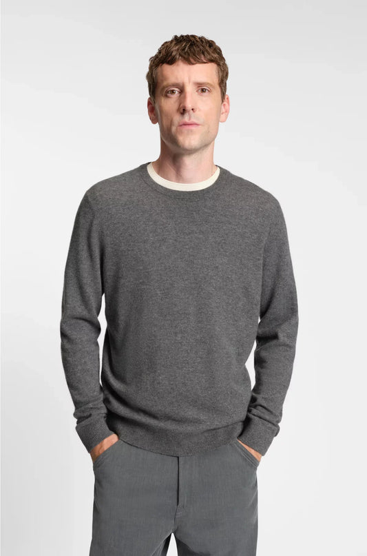 REGULAR-FIT SWEATER IN PURE CASHMERE