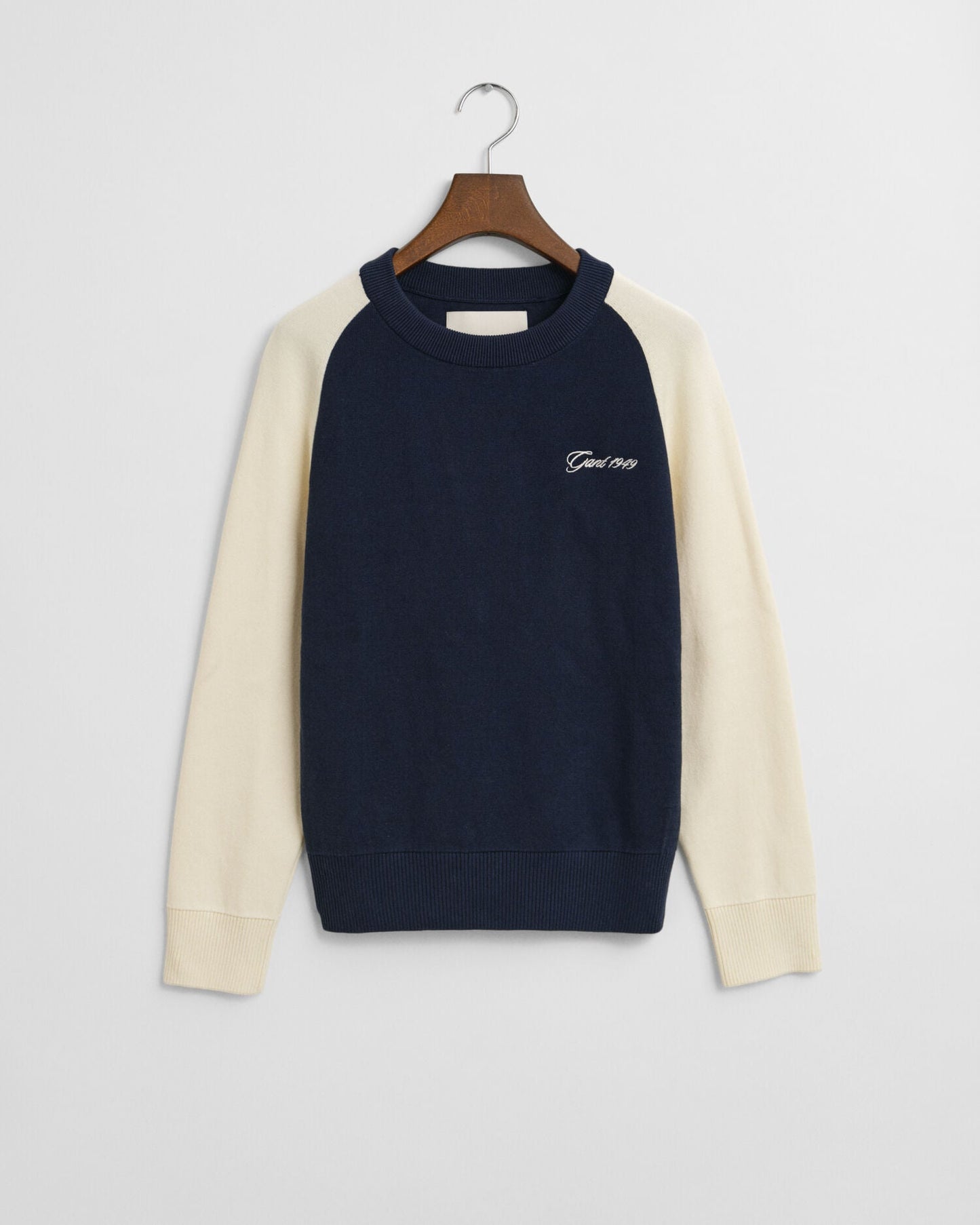 Color Blocked Crew Neck Sweater
